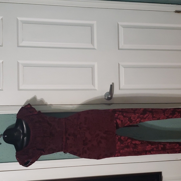 Jumpsuit - Picture 2 of 4